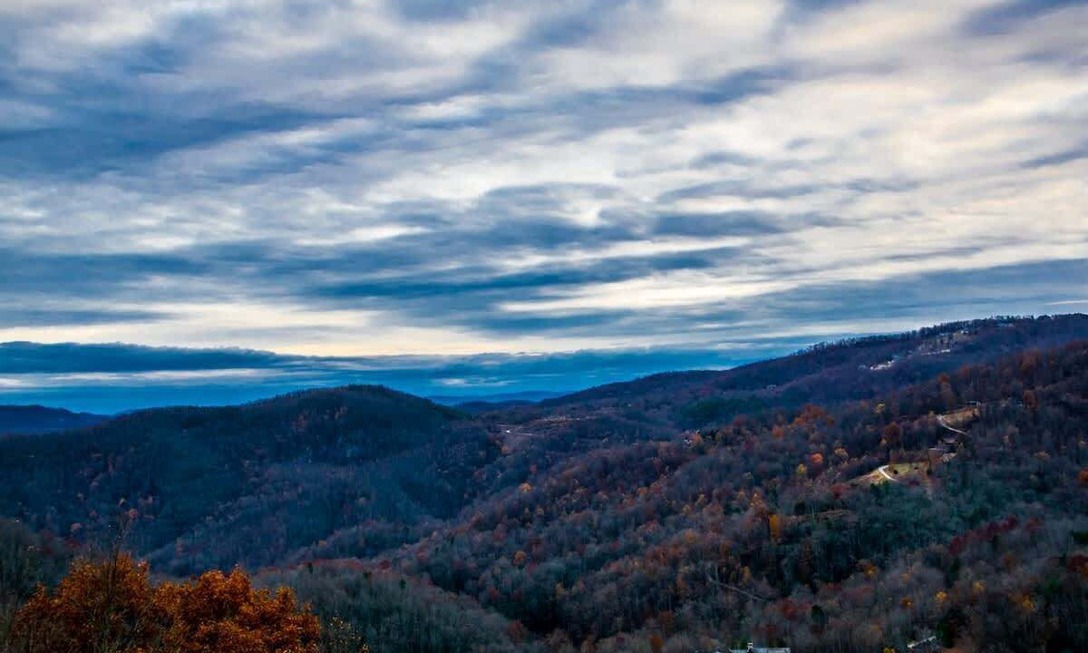 Photo of Others in Skyland