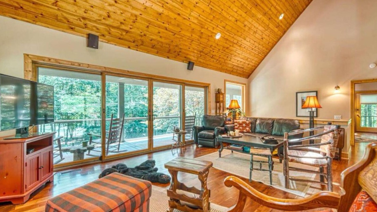 Photo of Livingroom in Murphy