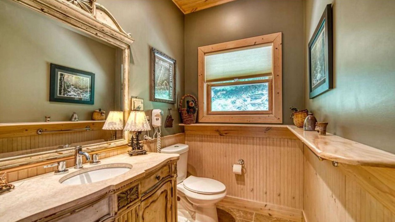 Photo of Bathroom in Murphy