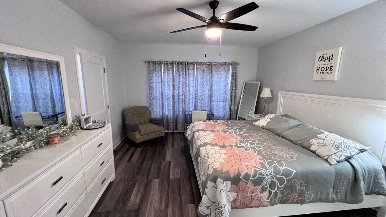 Photo of Bedroom in Lewisville