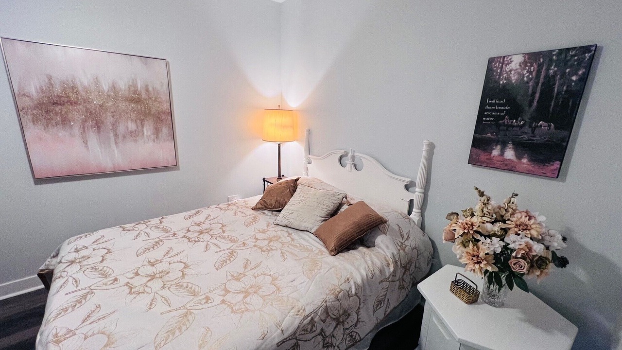 Photo of Bedroom in Lewisville