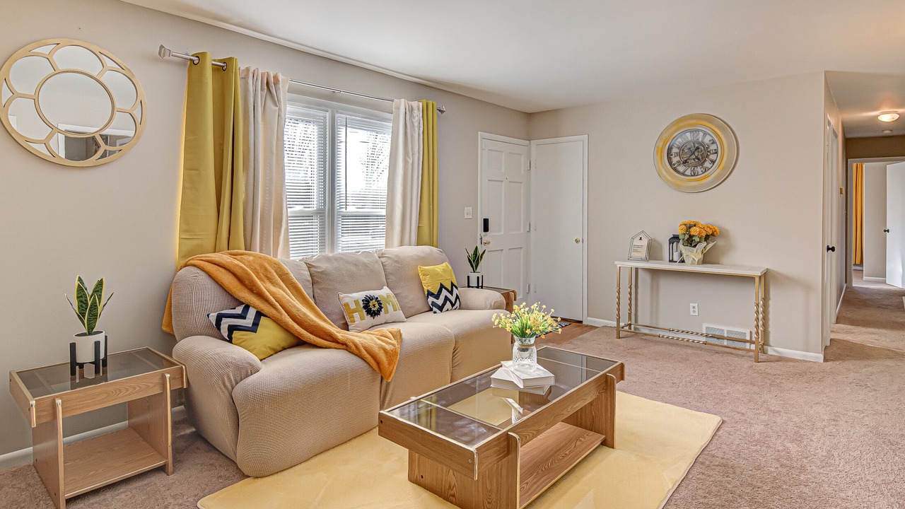 Photo of Livingroom in Winston - Salem