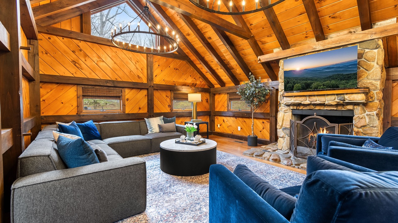 Photo of Livingroom in Skyland