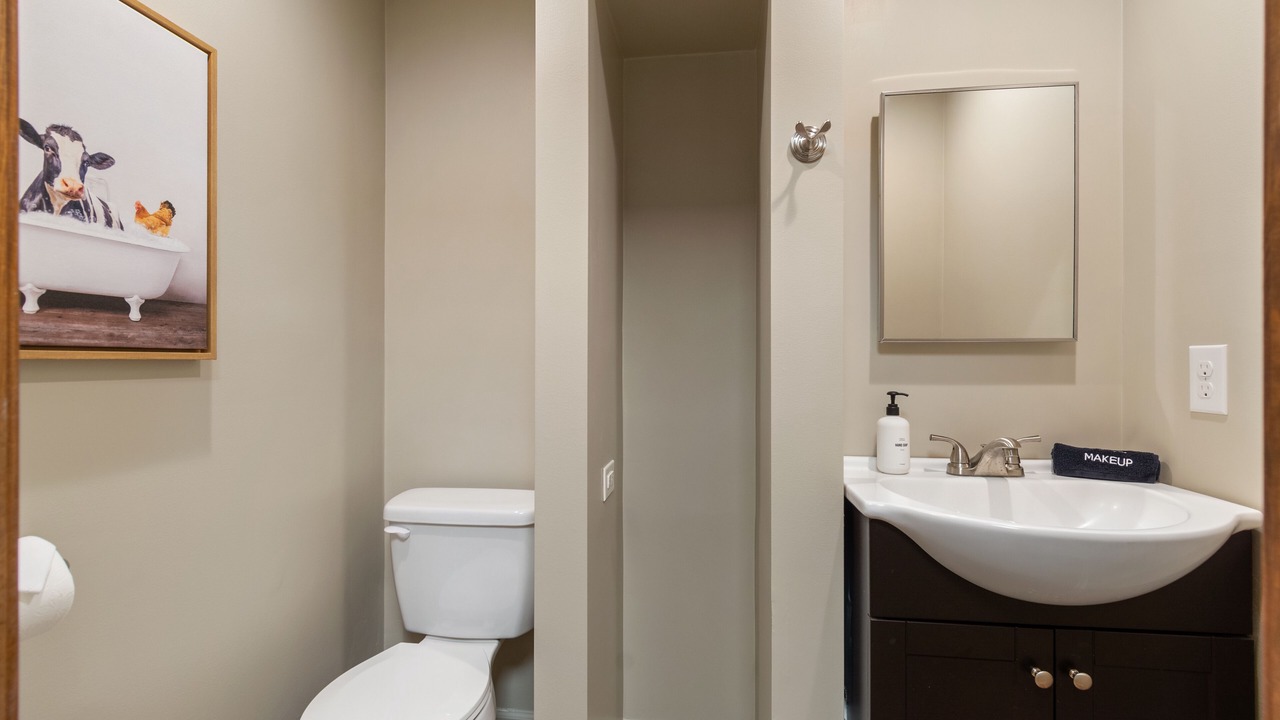 Photo of Bathroom in Skyland