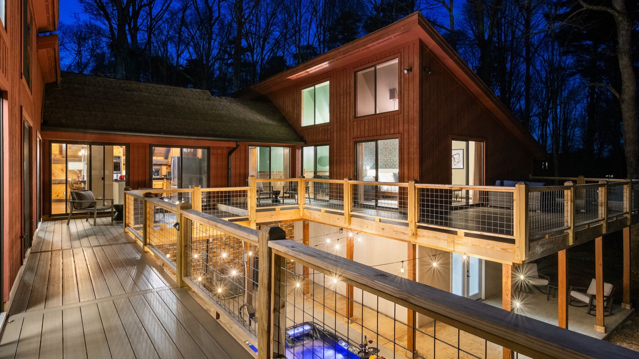 Photo of Patio Balcony in Skyland
