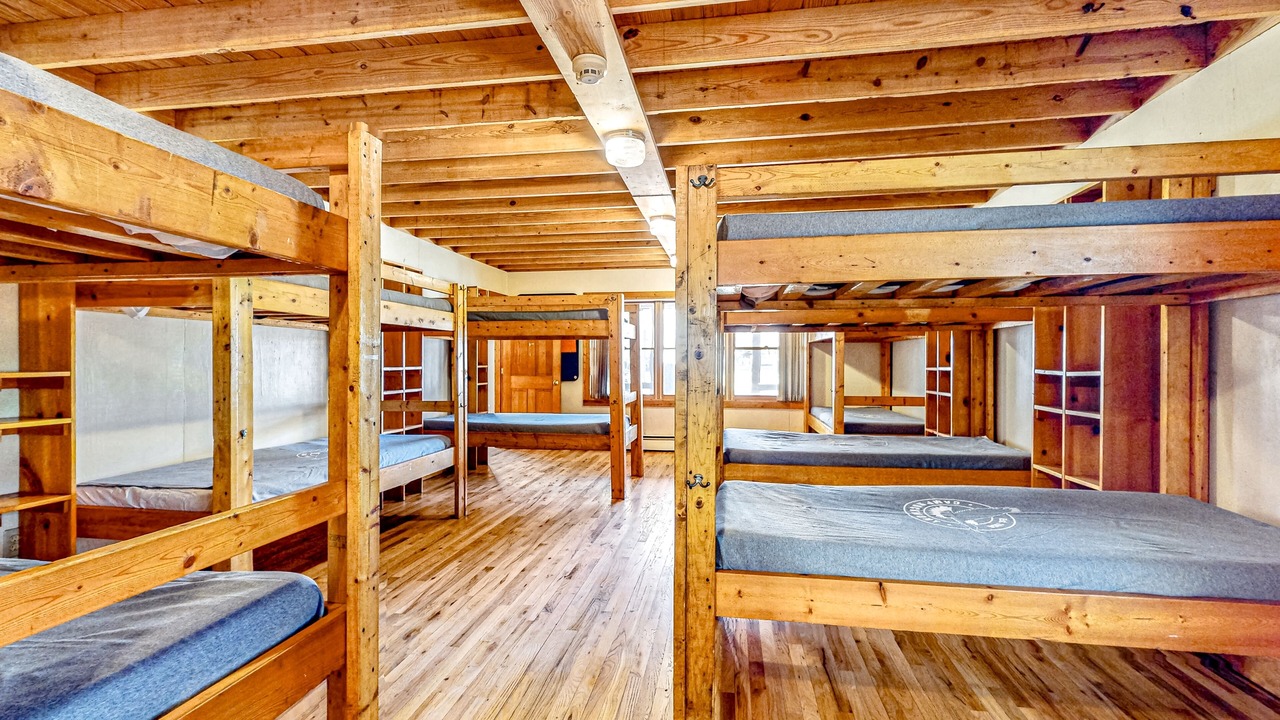 Photo of Bedroom in Black Mountain
