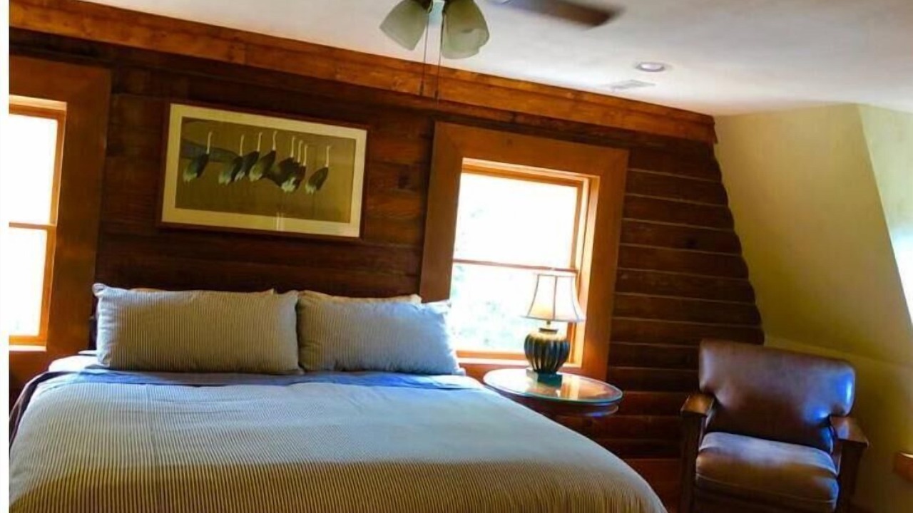 Photo of Bedroom in Tryon