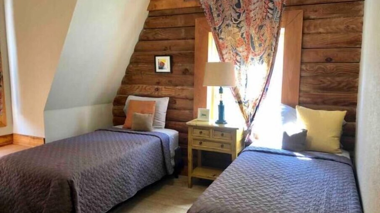 Photo of Bedroom in Tryon