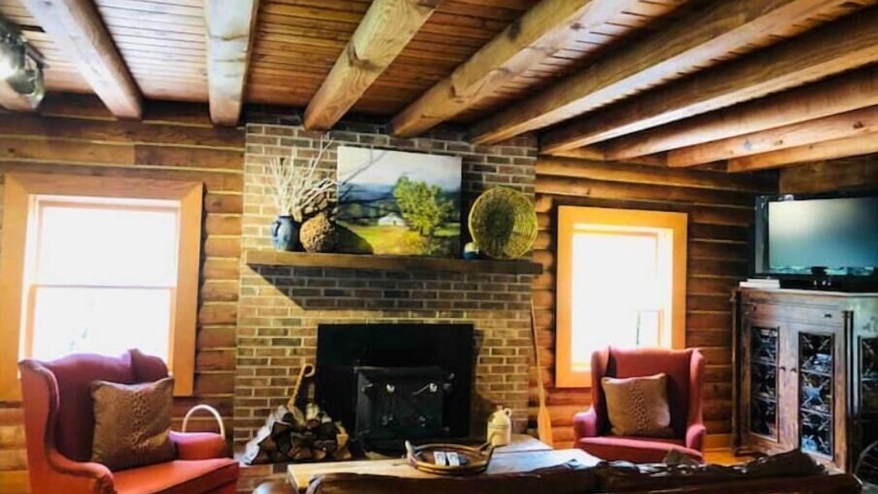 Photo of Livingroom in Tryon