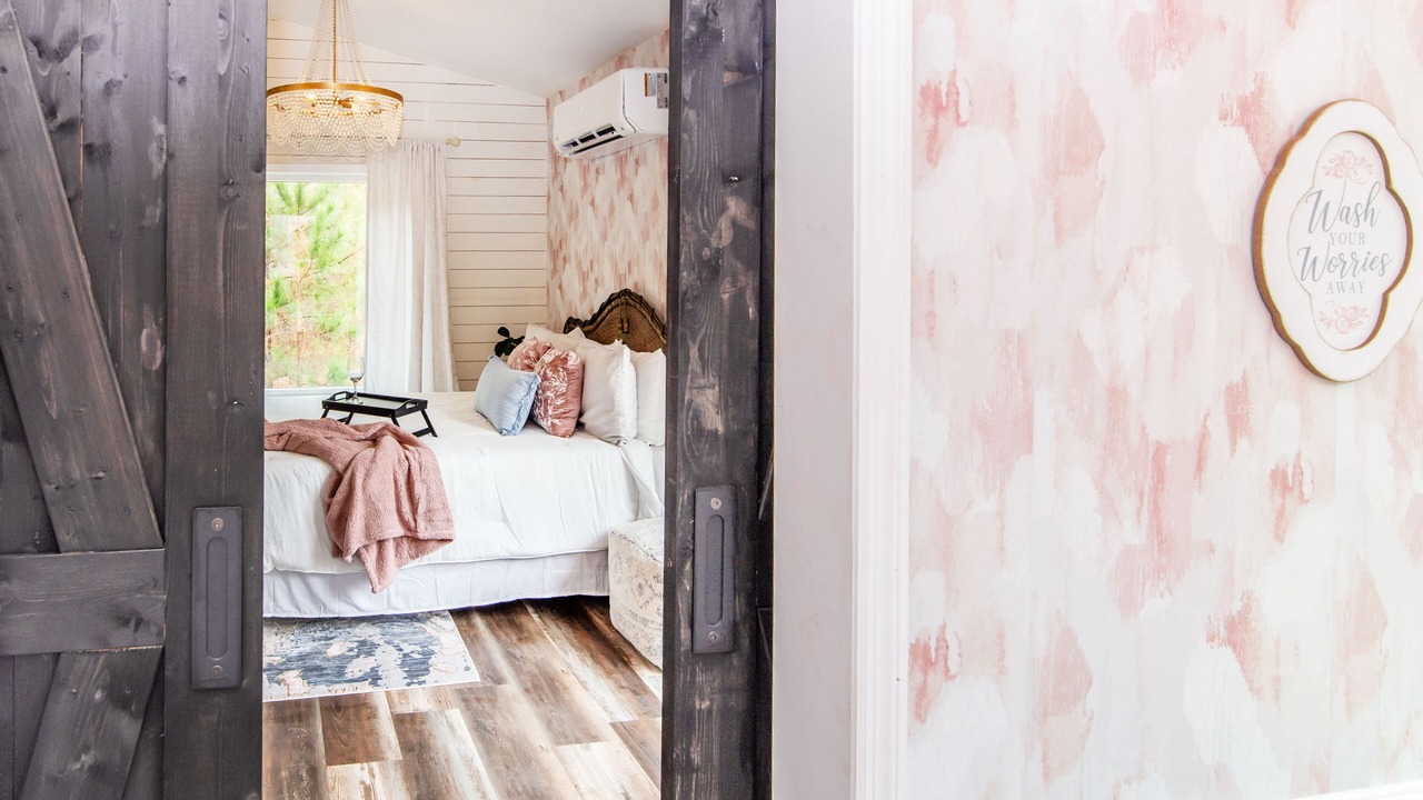Photo of Bedroom in Lawndale