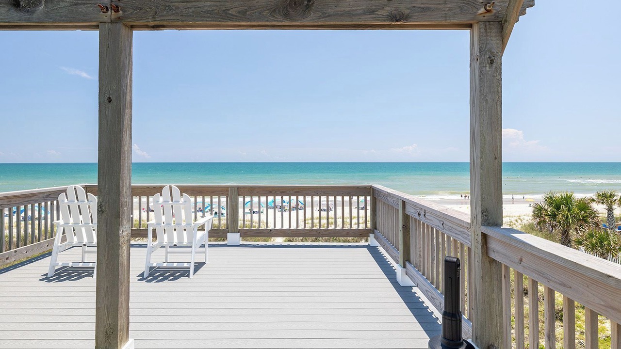Photo of Patio Balcony in Emerald Isle