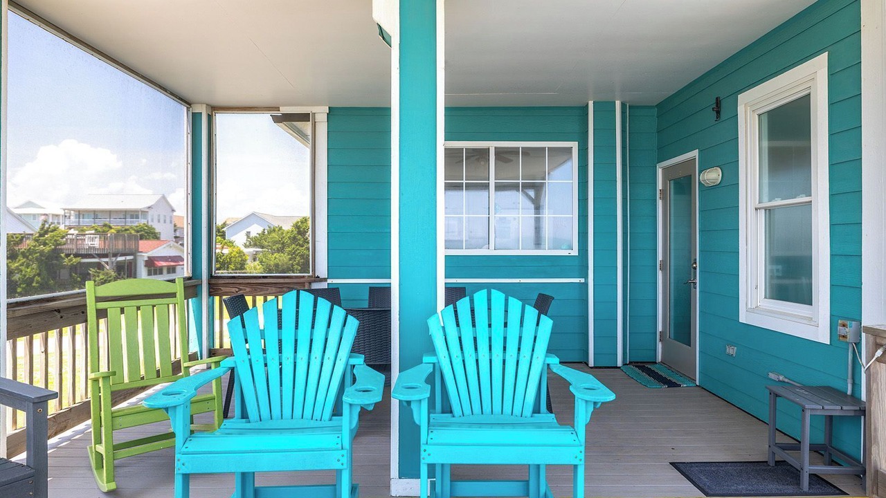 Photo of Patio Balcony in Emerald Isle