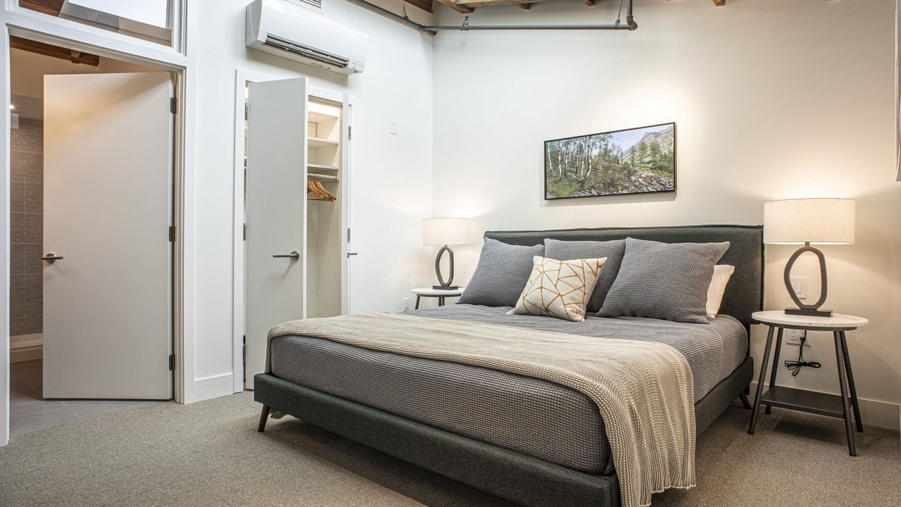 Photo of Bedroom in Downtown Asheville