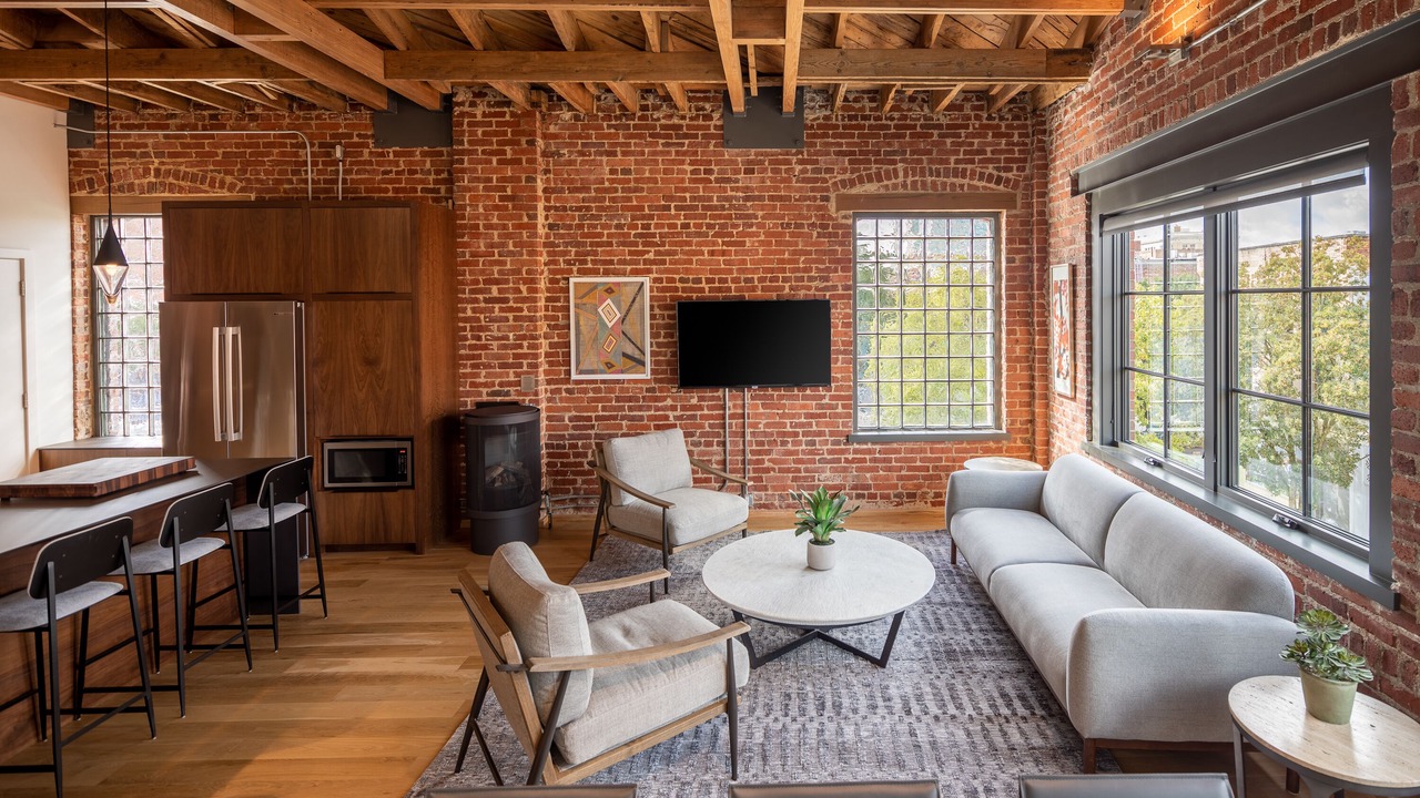 Photo of Livingroom in Downtown Asheville