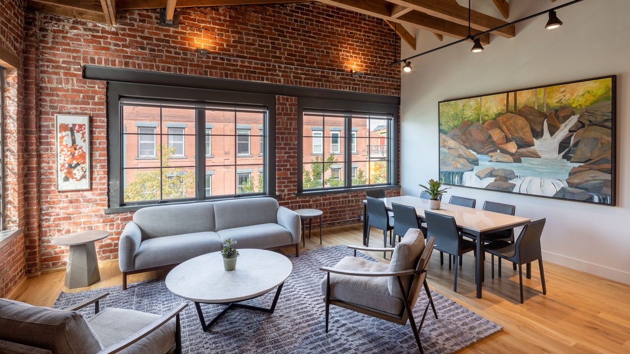 Photo of Livingroom in Downtown Asheville