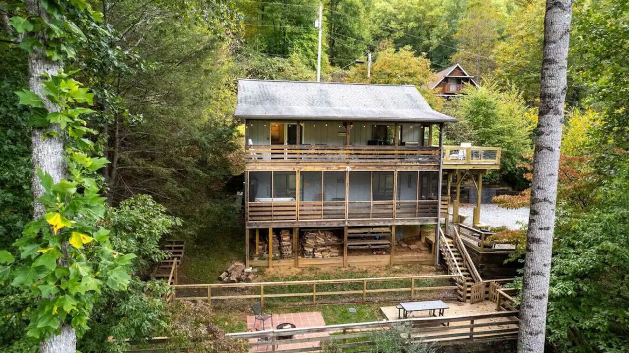 Photo of Outdoor in Sylva