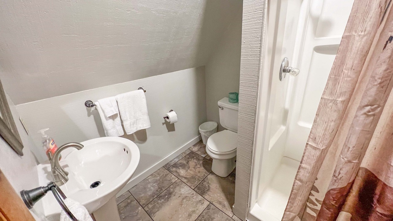 Photo of Bathroom in Cherokee