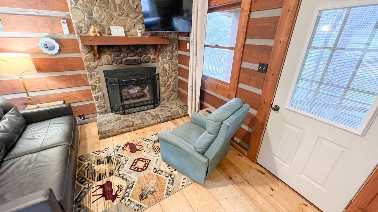 Photo of Livingroom in Cherokee