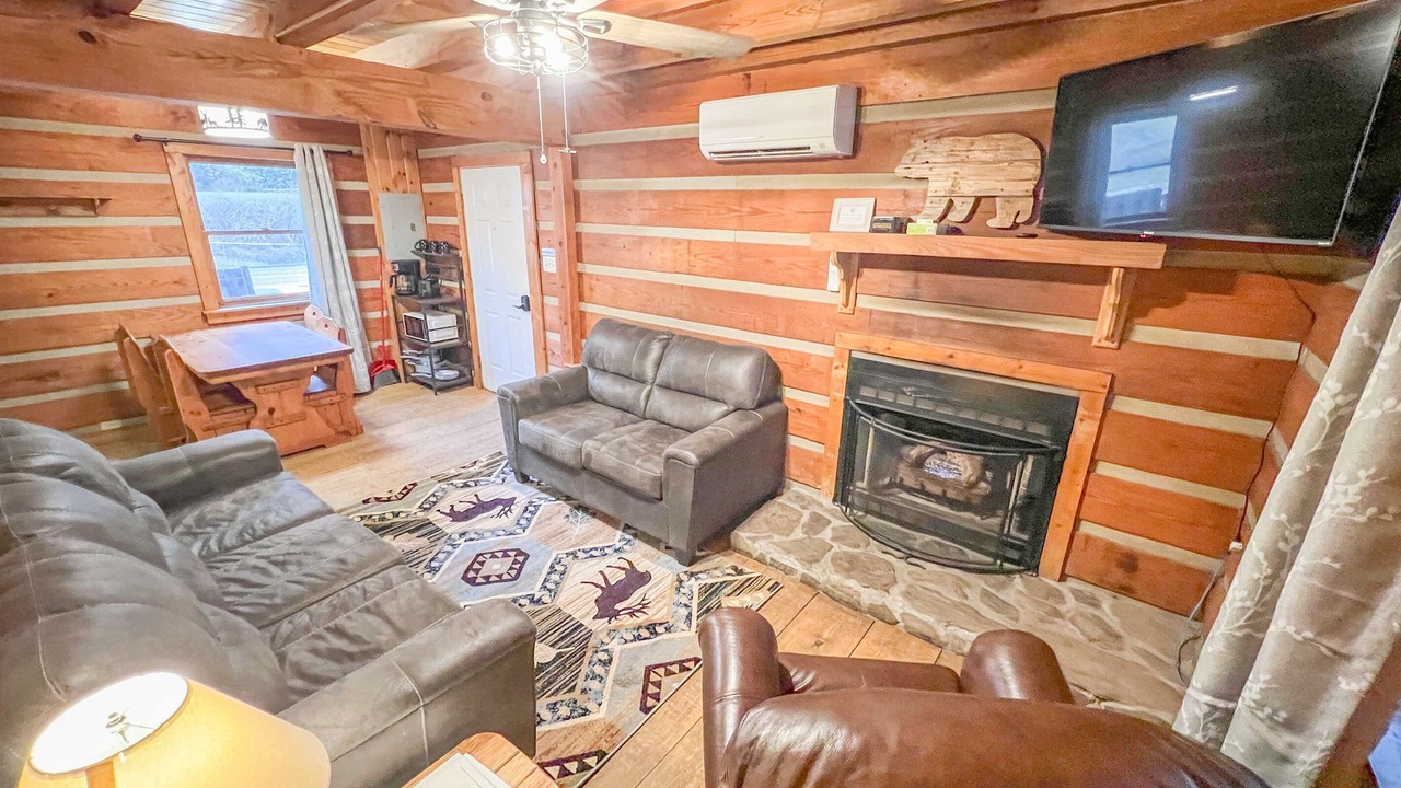Photo of Bedroom in Cherokee