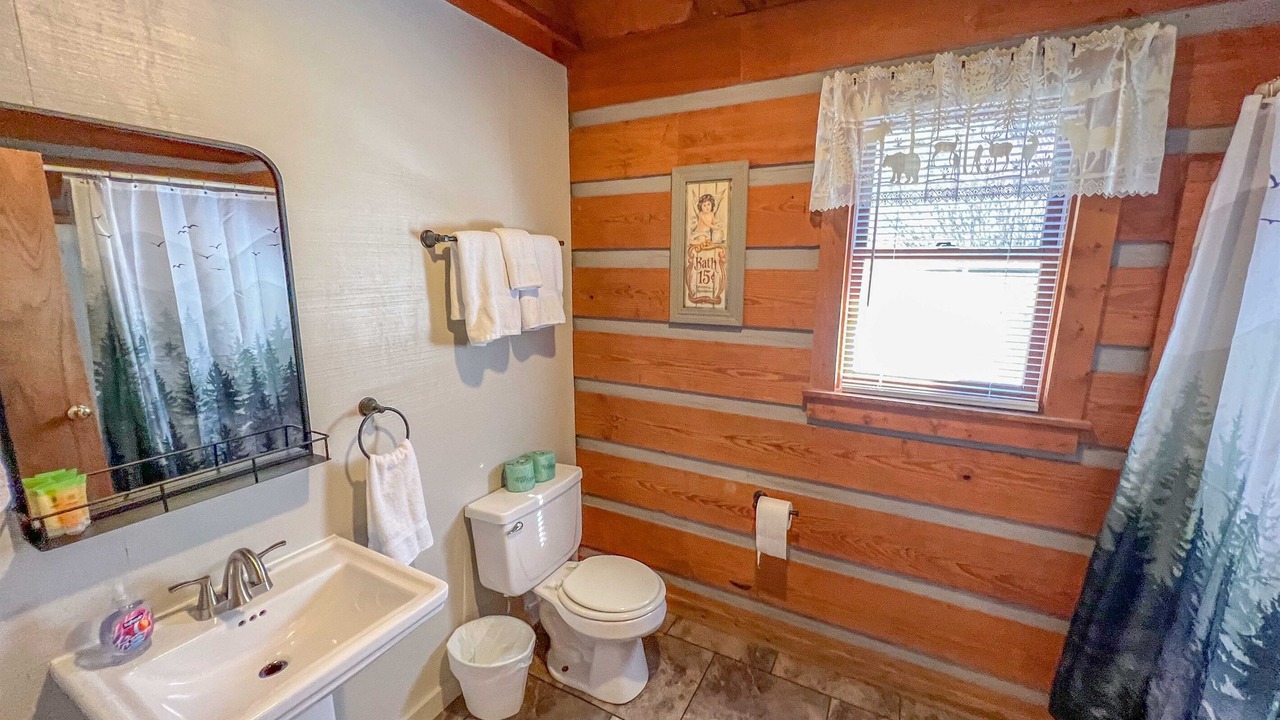 Photo of Bathroom in Cherokee