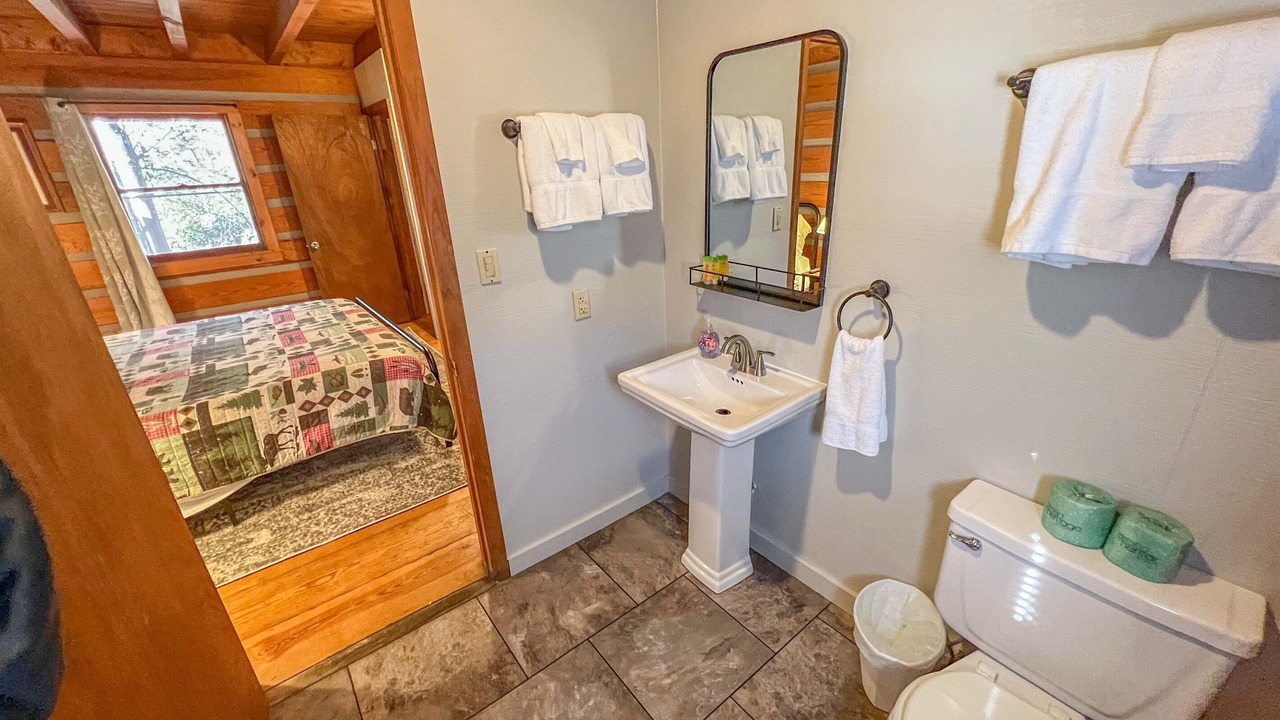 Photo of Bathroom in Cherokee