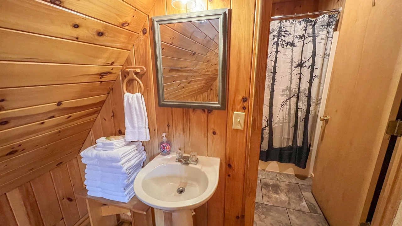 Photo of Bathroom in Cherokee