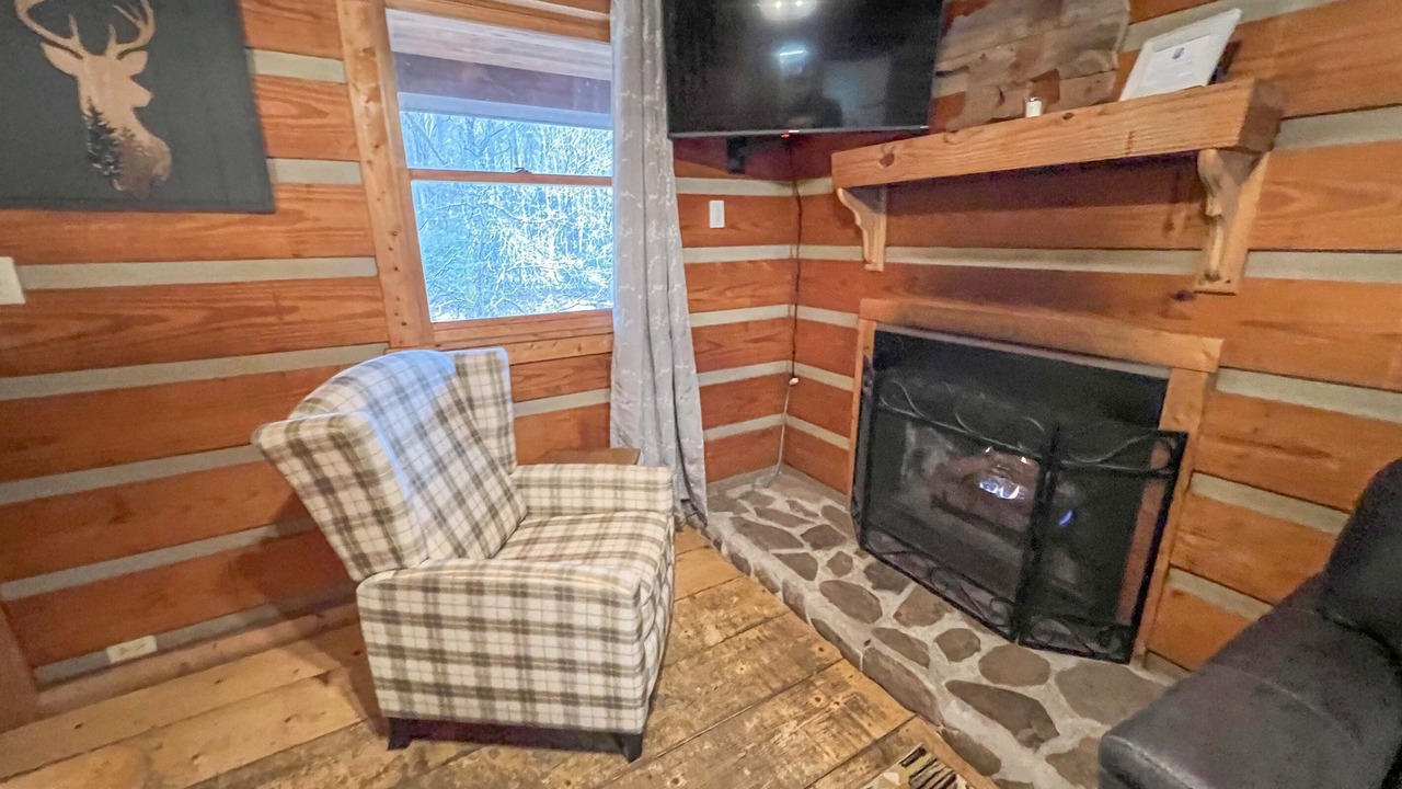 Photo of Livingroom in Cherokee