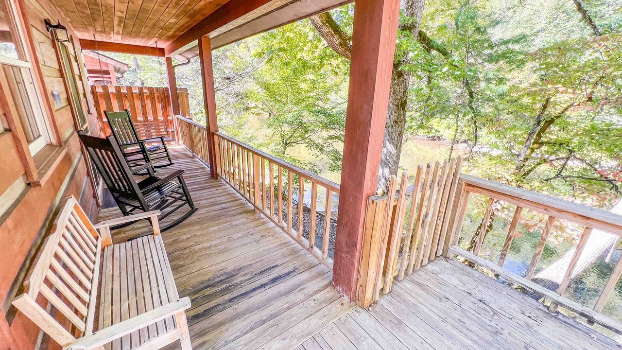 Photo of Patio Balcony in Cherokee