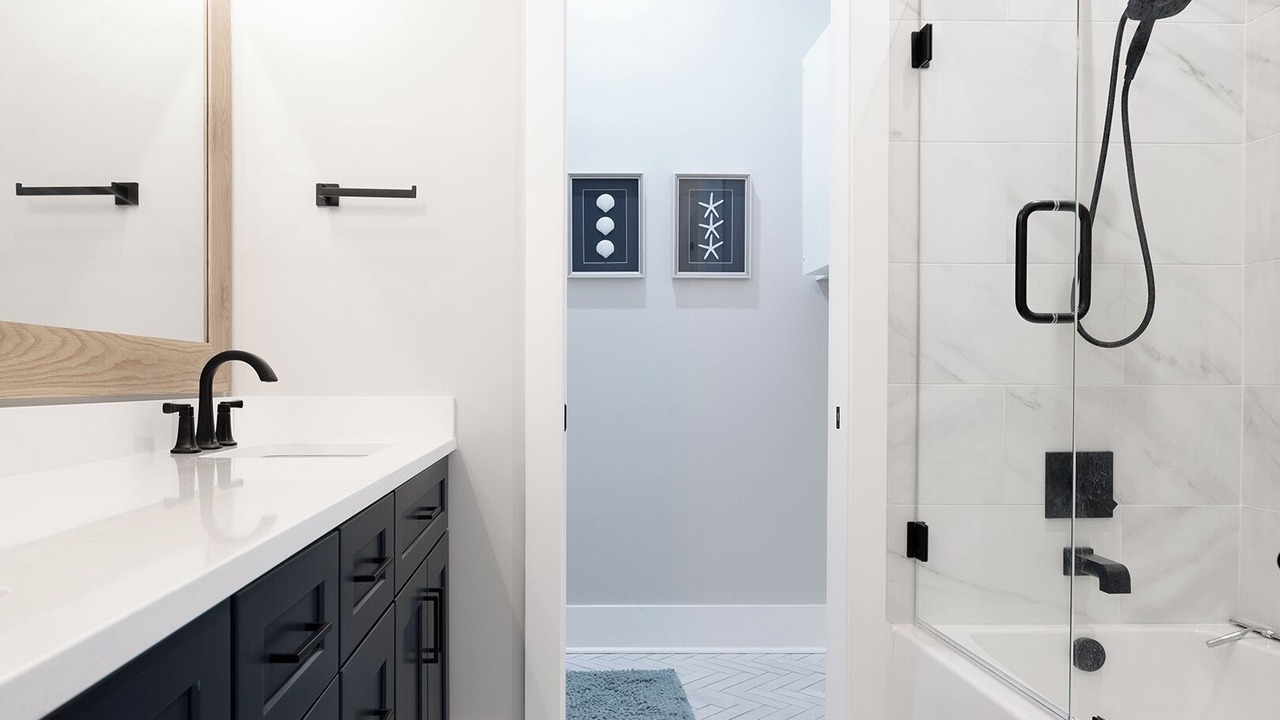 Photo of Bathroom in Indian Beach