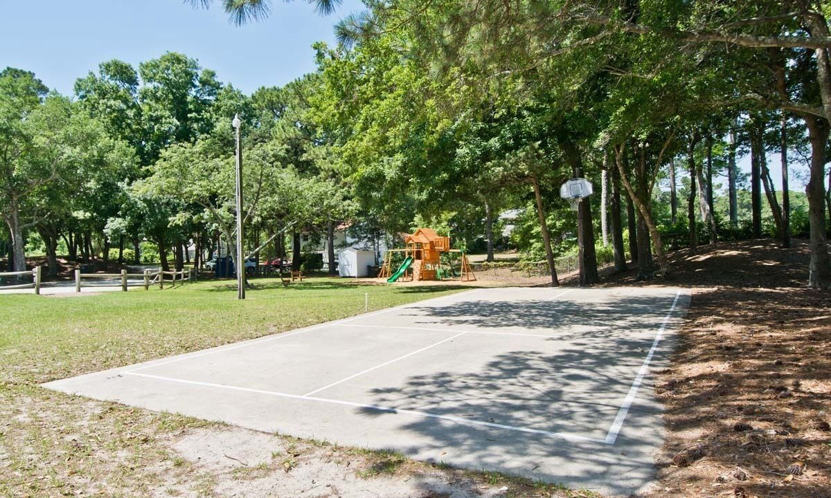 Photo of Others in Pine Knoll Shores