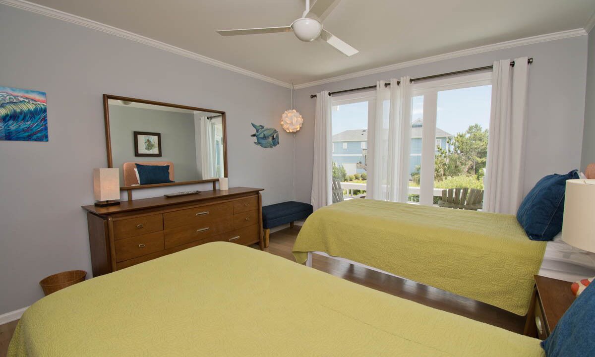 Photo of Bedroom in Pine Knoll Shores