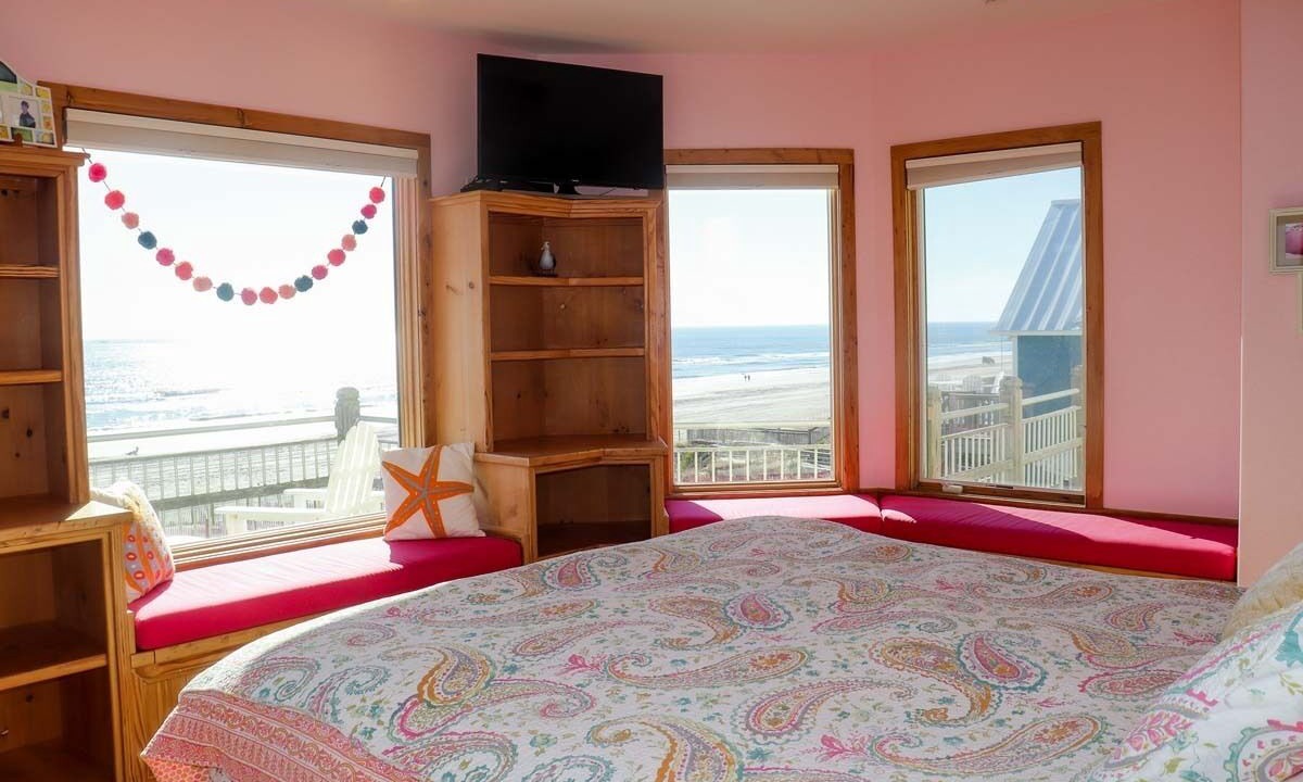 Photo of Bedroom in Emerald Isle