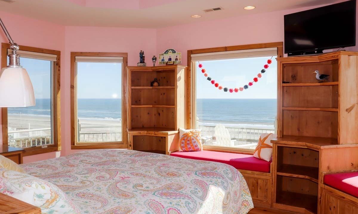 Photo of Bedroom in Emerald Isle