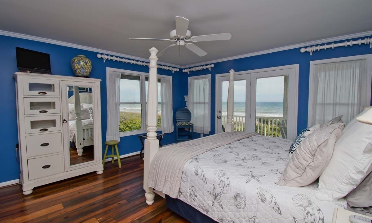 Photo of Others in Pine Knoll Shores