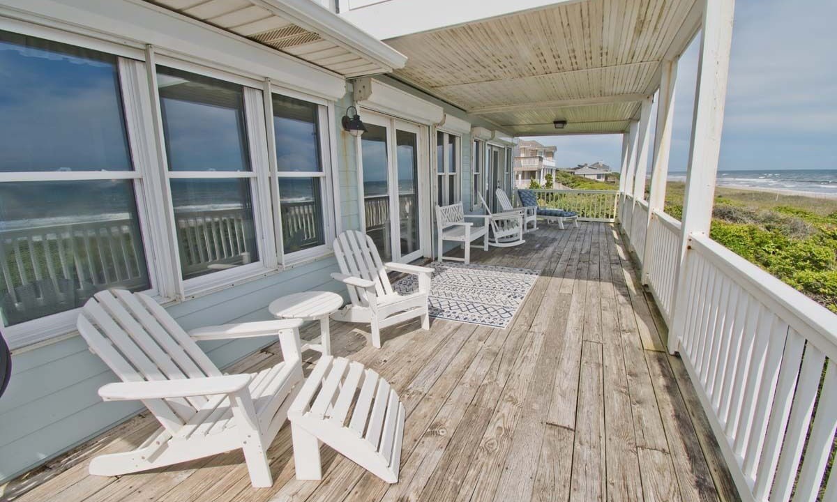 Photo of Patio Balcony in Pine Knoll Shores