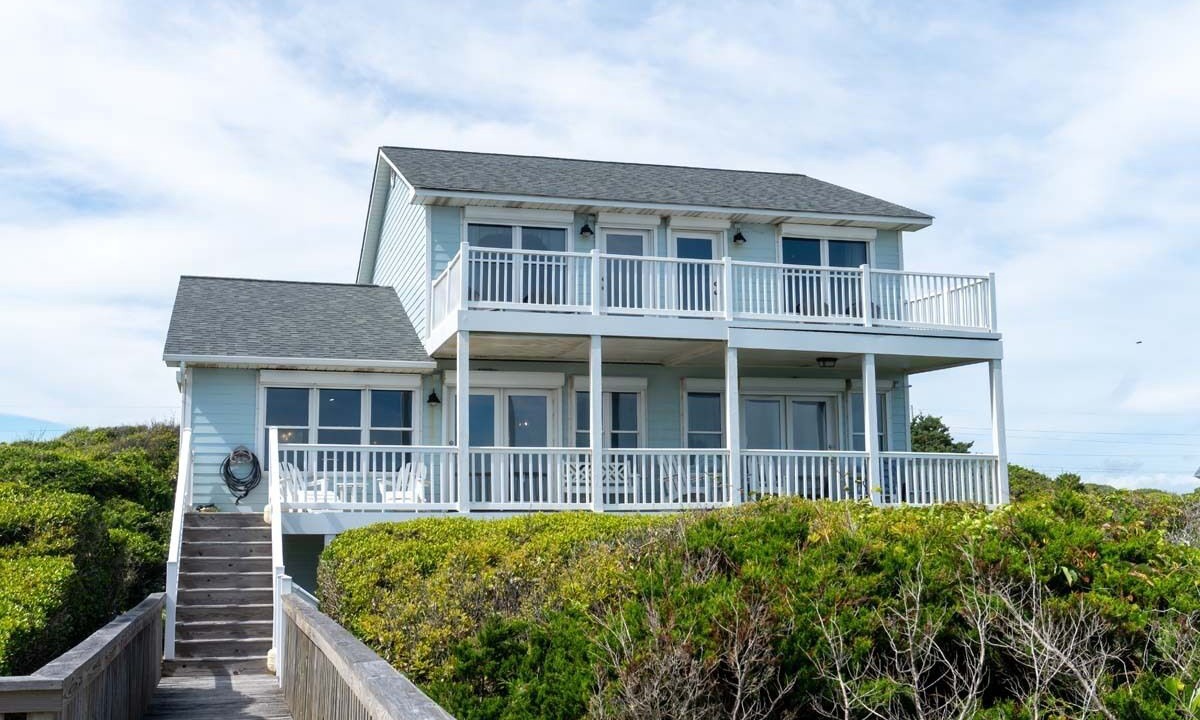 Photo of Others in Pine Knoll Shores