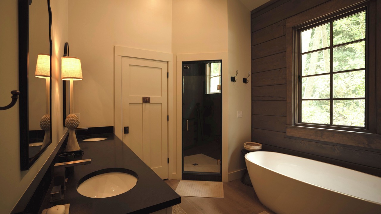 Photo of Bathroom in Highlands