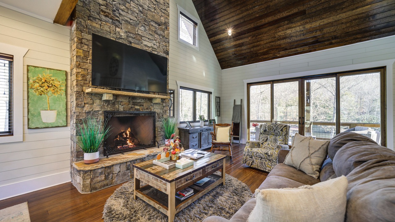 Photo of Livingroom in Glenville