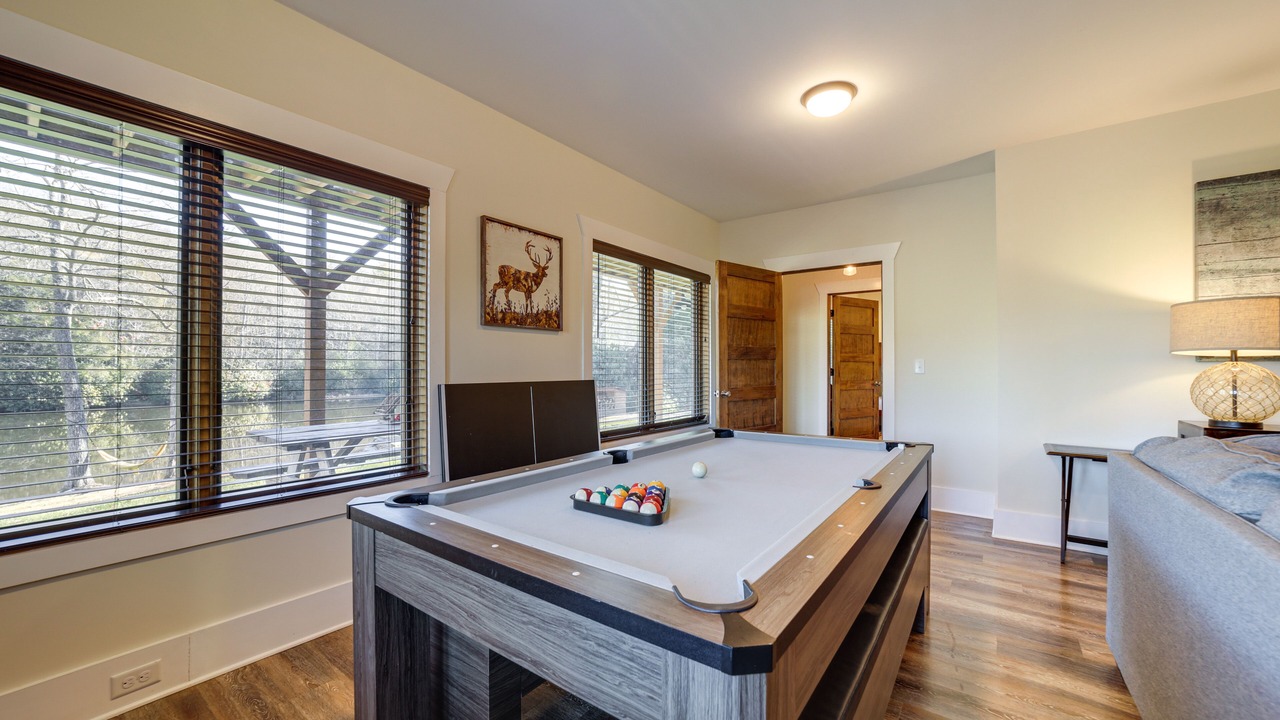 Photo of Bedroom in Glenville