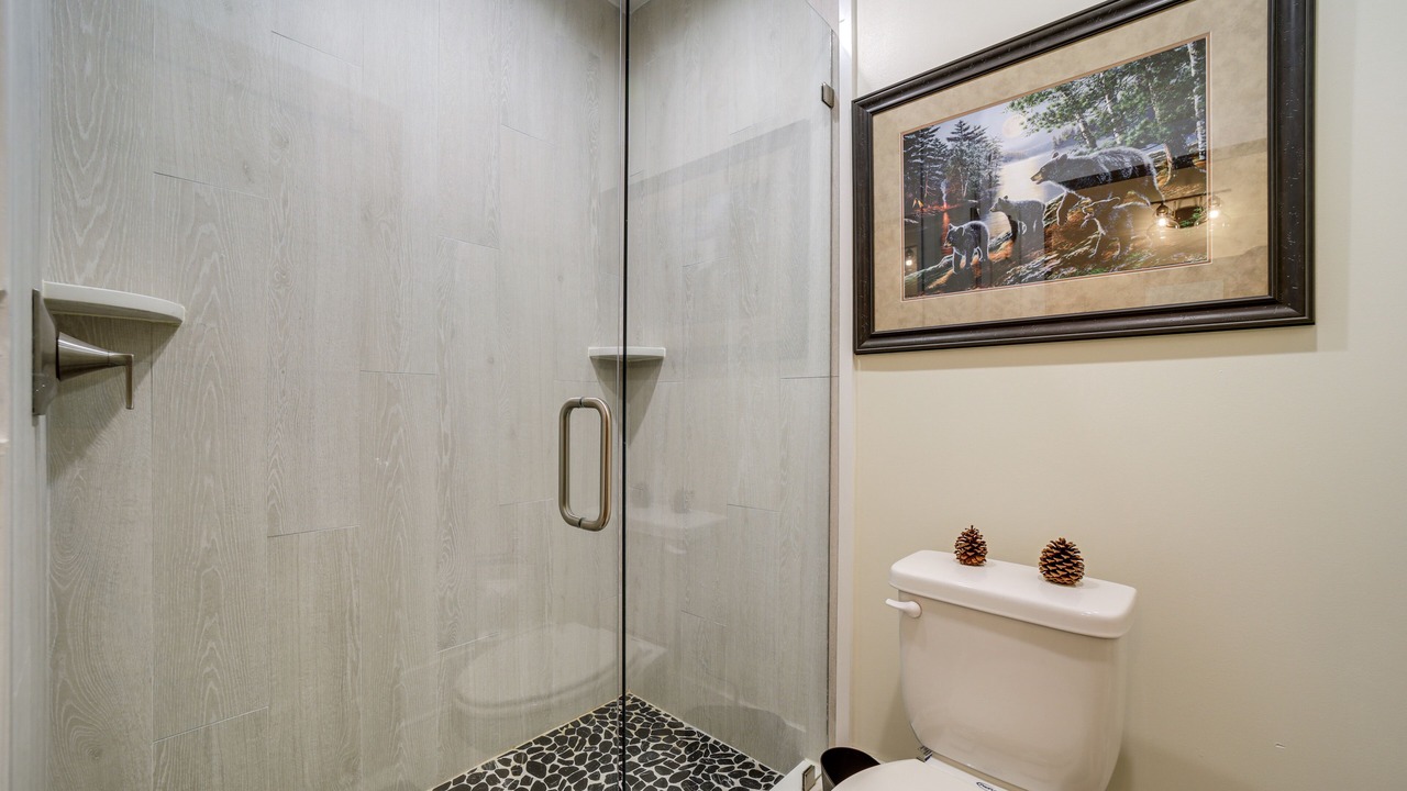 Photo of Bathroom in Glenville