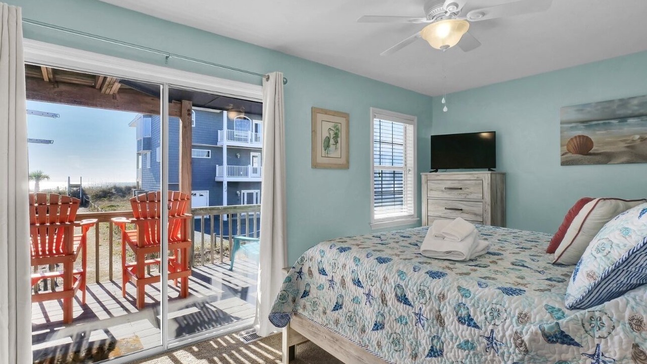 Photo of Bedroom in Village of Stump Sound