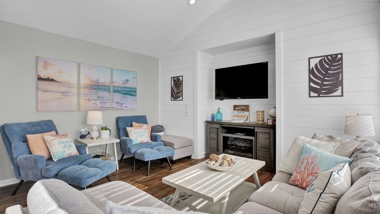 Photo of Livingroom in Village of Stump Sound
