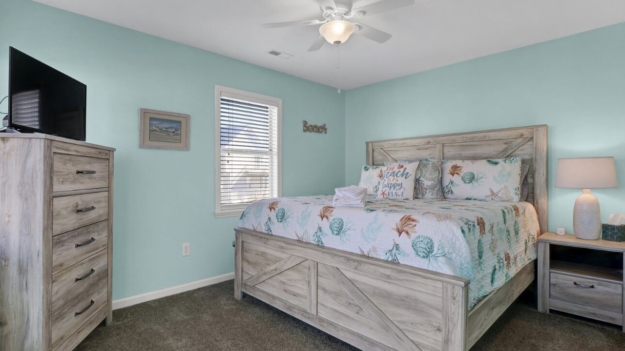 Photo of Bedroom in Village of Stump Sound