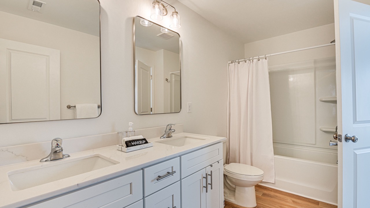 Photo of Bathroom in Hidden Valley