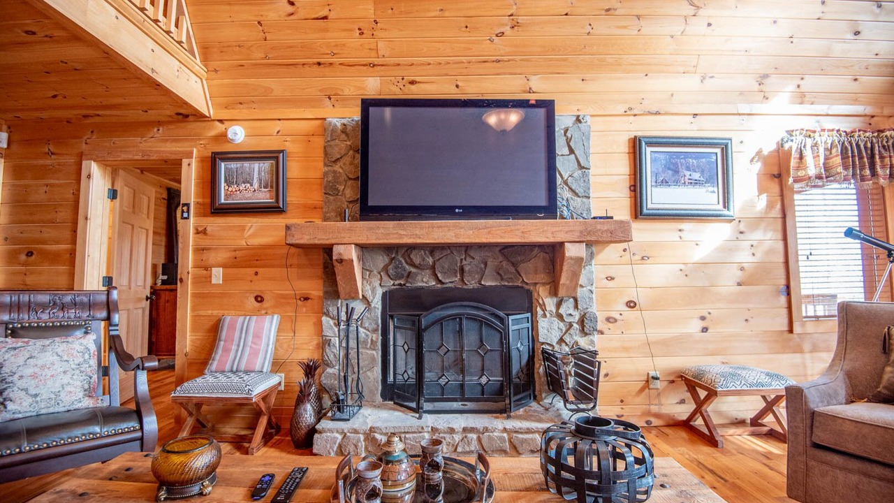 Photo of Livingroom in Grassy Creek