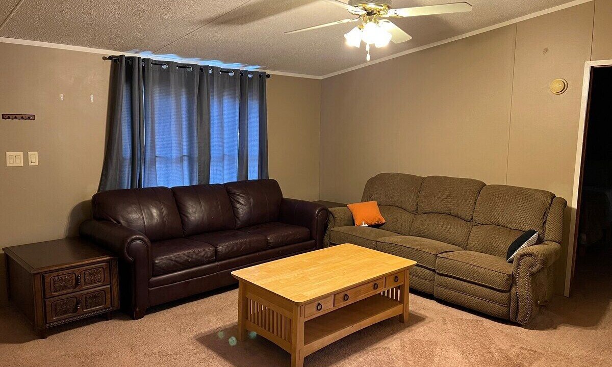 Photo of Livingroom in Taylorsville