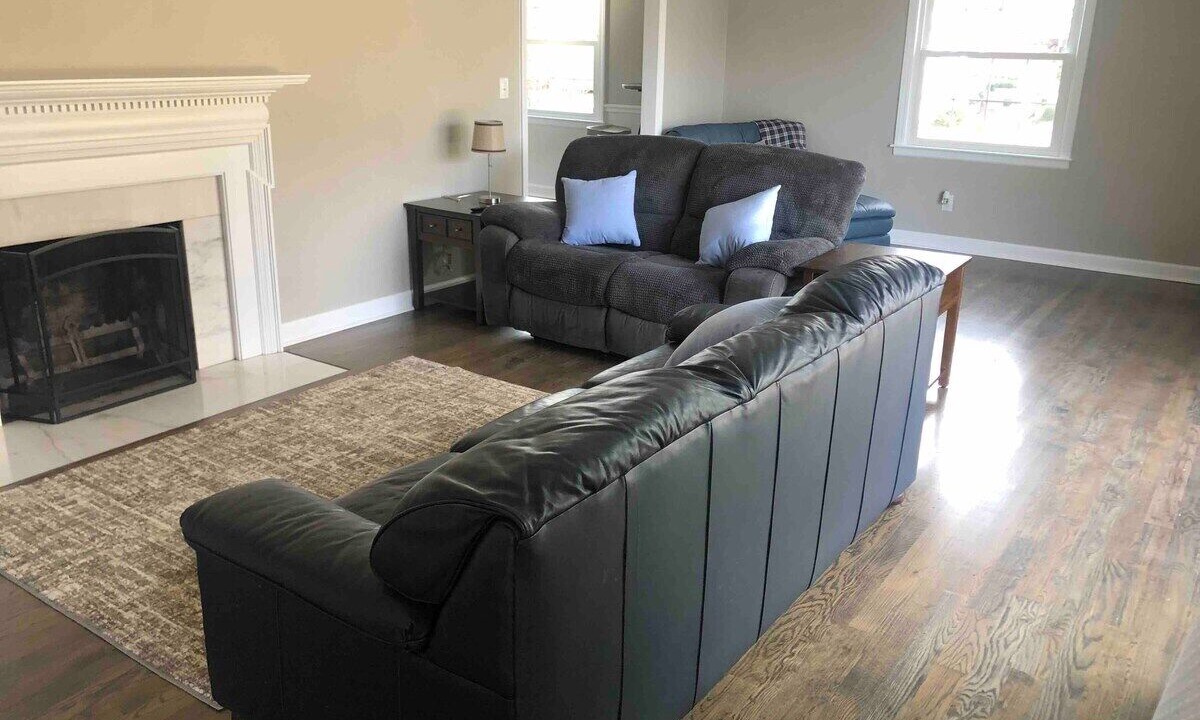 Photo of Livingroom in Hickory
