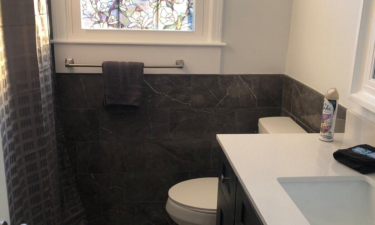Photo of Bathroom in Hickory