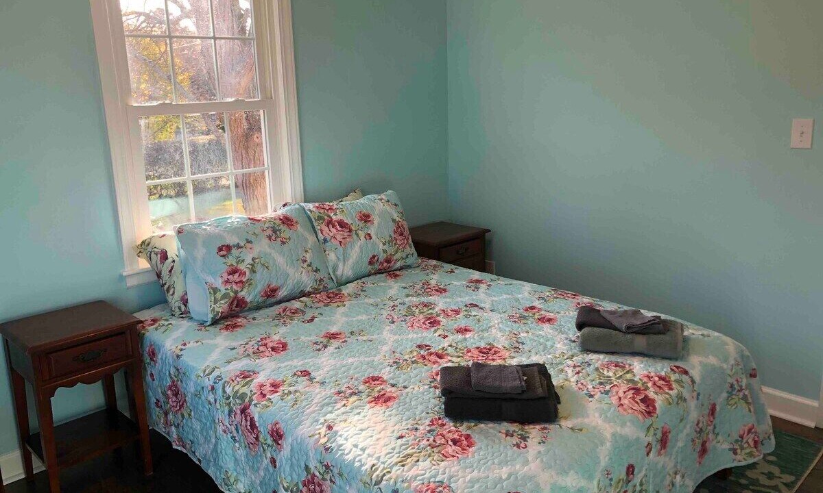 Photo of Bedroom in Hickory