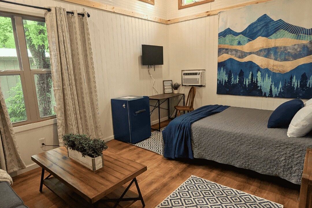 Photo of Bedroom in Saluda